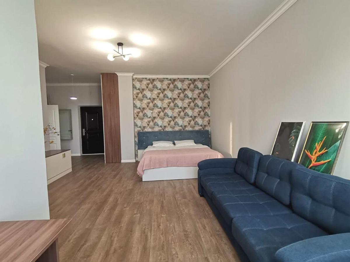 Apartment сканди-однушка на пирамиде *